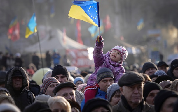 Народное Вече, в оцеплении под АП стоят срочники внутренних войск