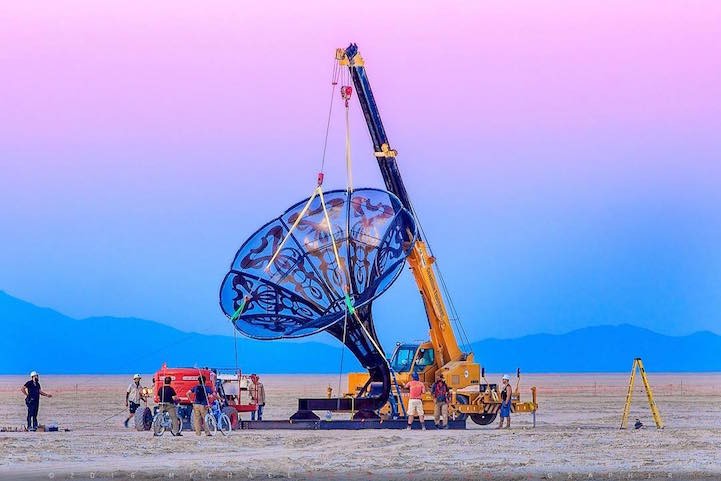 Лучшие снимки и видео людей и инсталляций на Burning Man 2016