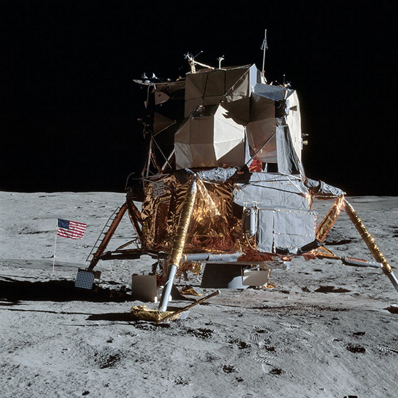 Apollo Lunar Module - Фото из кабин разной техники
